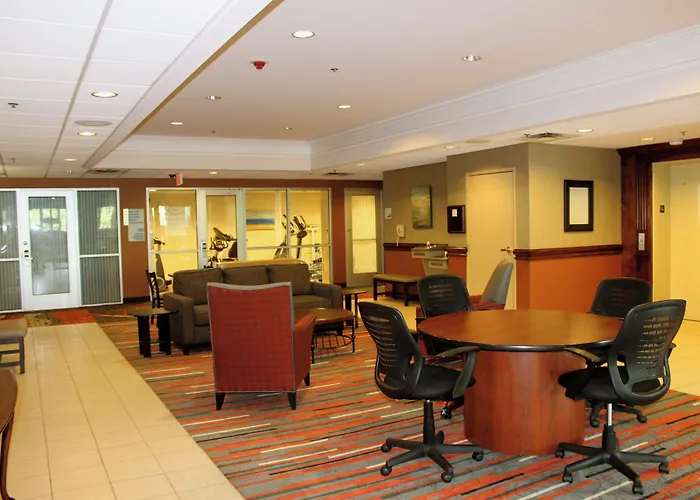 Holiday Inn Express Hotel & Suites Waterford By Ihg